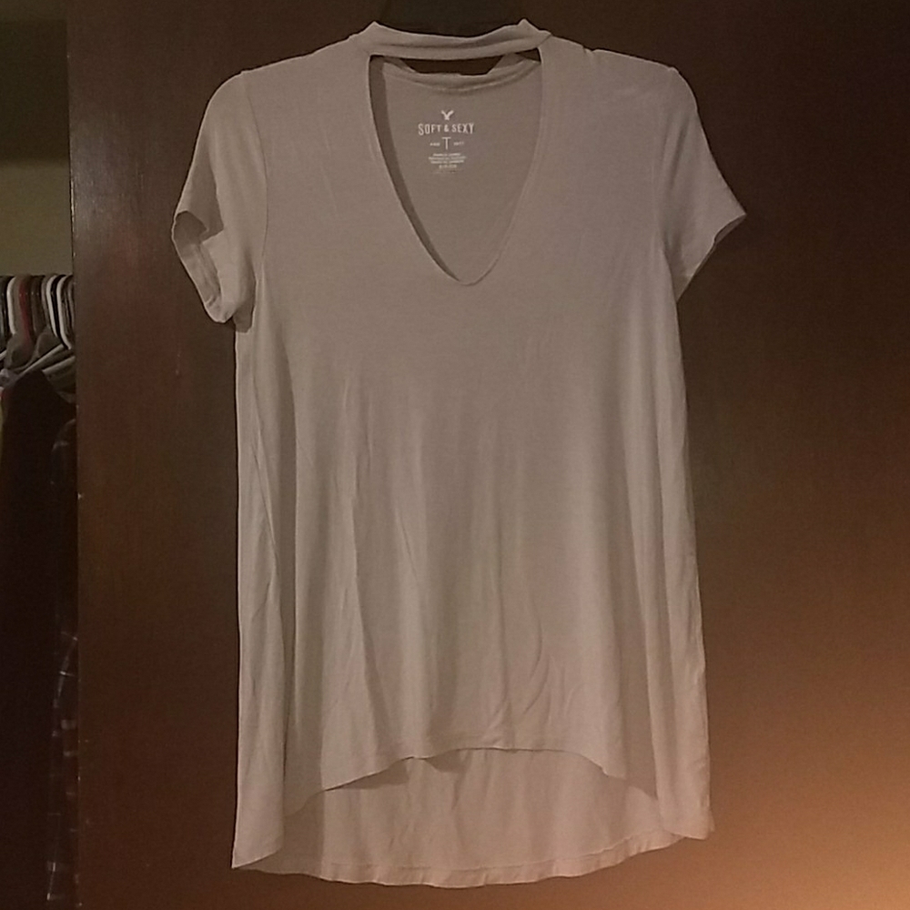 American Eagle soft&sexy choker tee